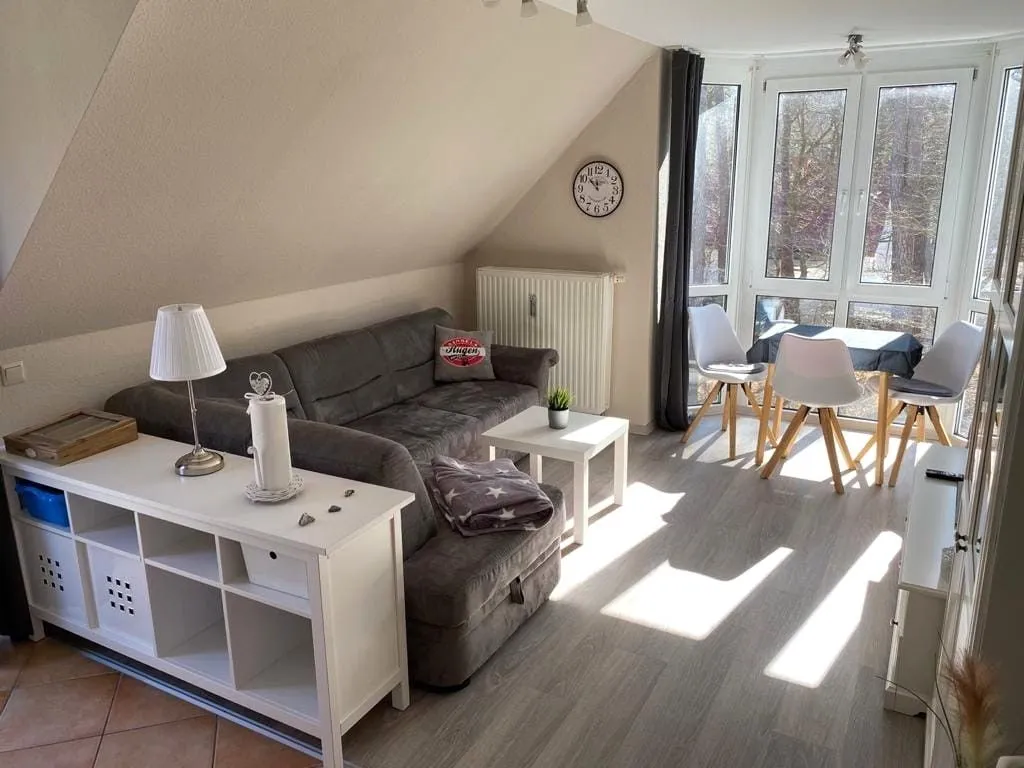 Ferienwohnung Ostsee-Buhne Baabe - Wohnzimmer