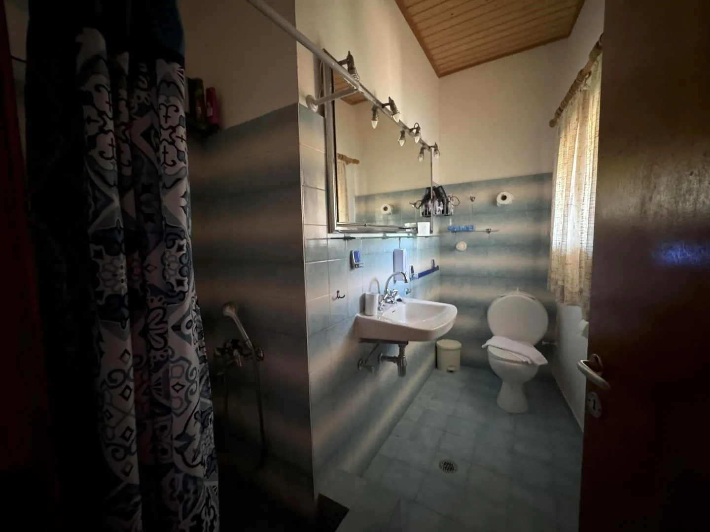 Nanita Beach House Lakkos - Bathroom