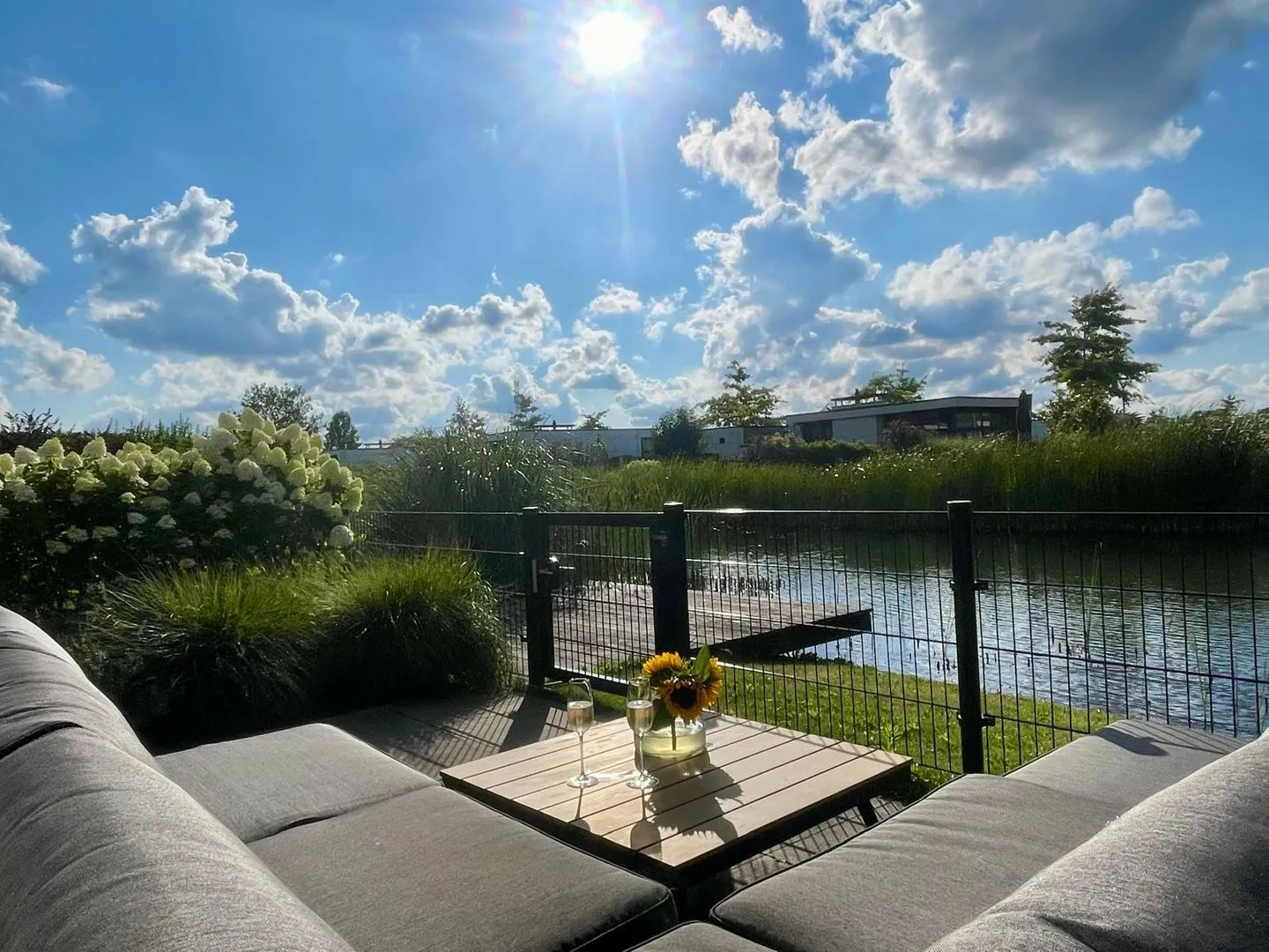 Marina Strandbad Chalet Waterlijn mit Zaun Haus Nr. 91 Gelderland -