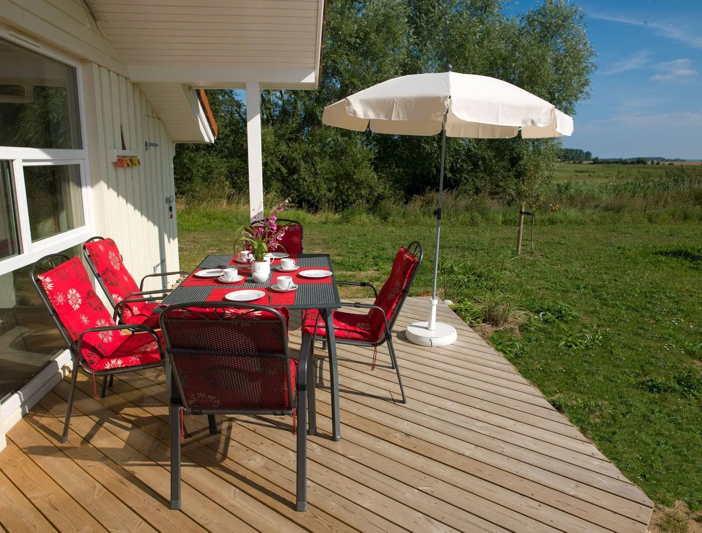 Dänisches Ferienhaus am Salzhaff, Haus Vogelparadies Vorwerk - Terrasse