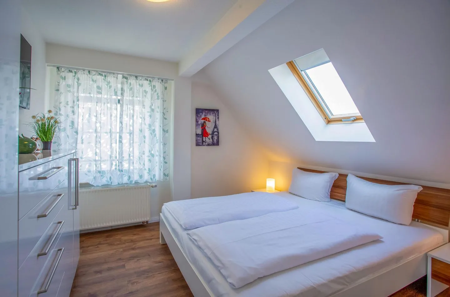 MüritzAusblick Waren (Müritz) - Ferienwohnung MüritzAusblick Waren (Müritz) - Schlafzimmer auf der Wohnebene