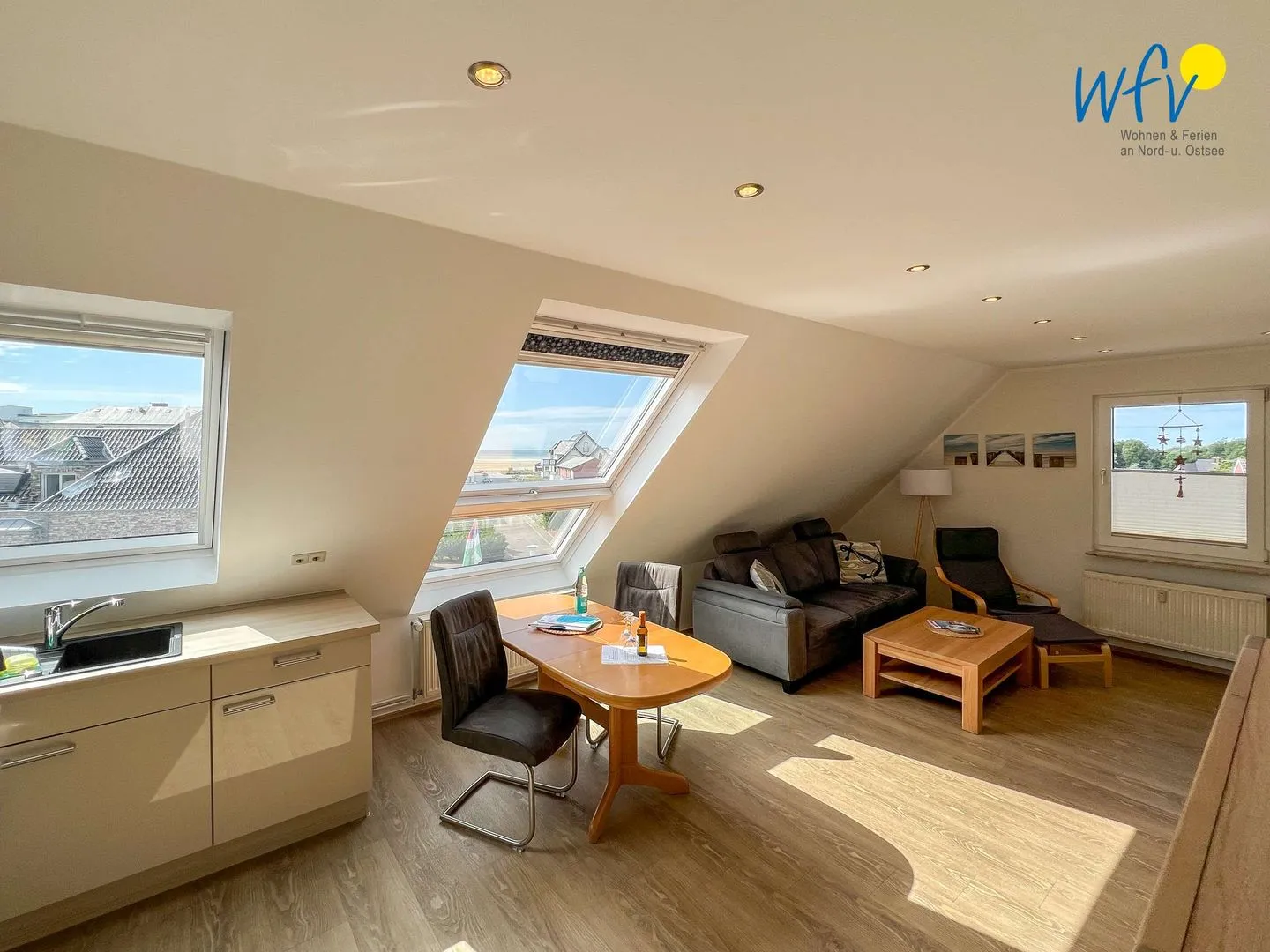 Apartmenthaus Roberta Ferienwohnung Meerblick Borkum - Wohnzimmer