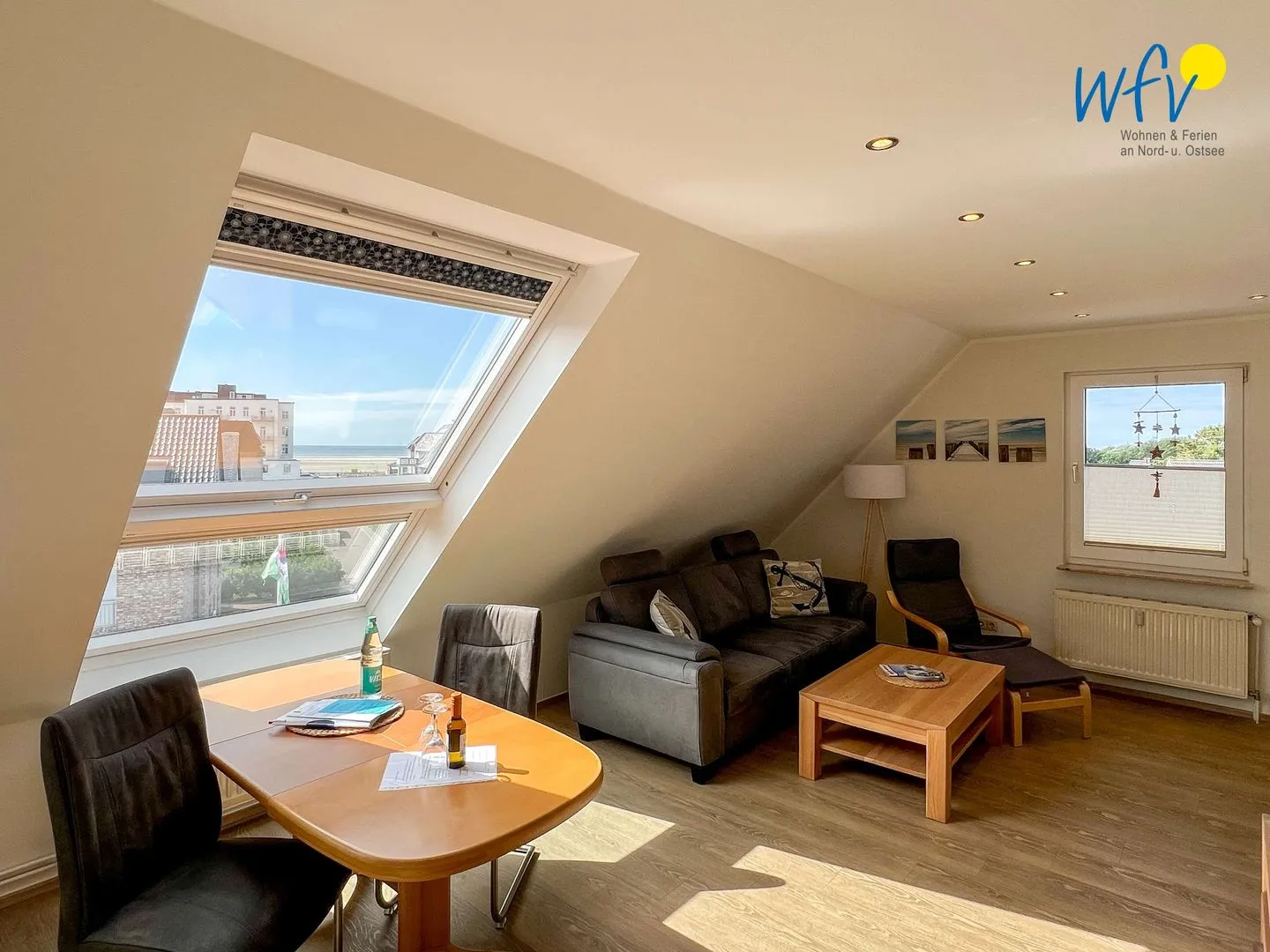Apartmenthaus Roberta Ferienwohnung Meerblick Borkum - Wohnzimmer