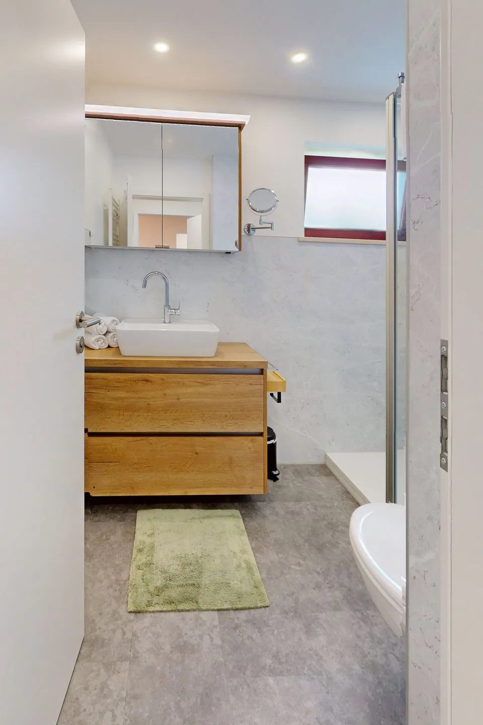 Münchner5 Garmisch-Partenkirchen - Badezimmer