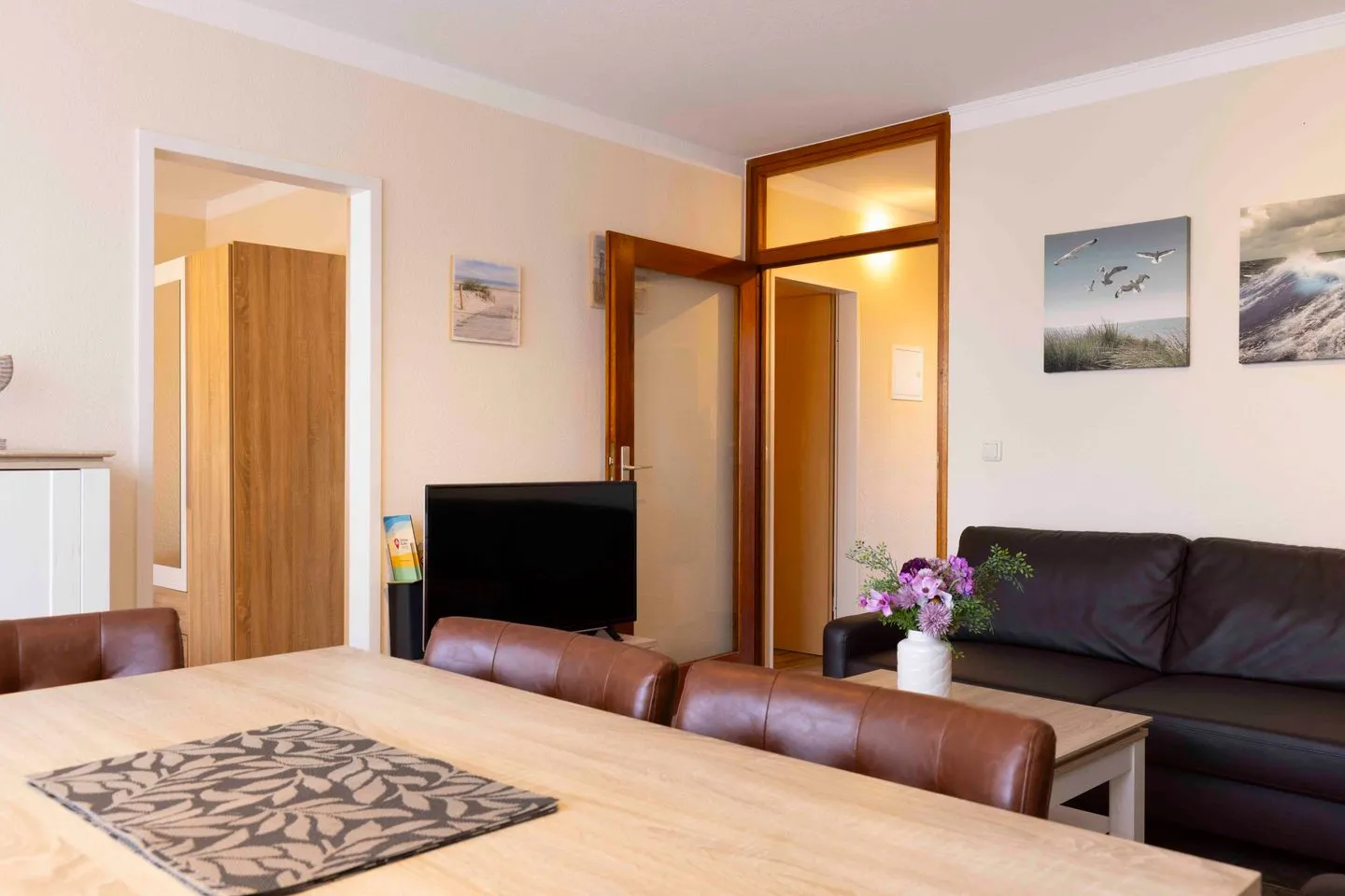 (MEI27a) Ferienwohnung "Ostseetraum" Niendorf - Wohnzimmer