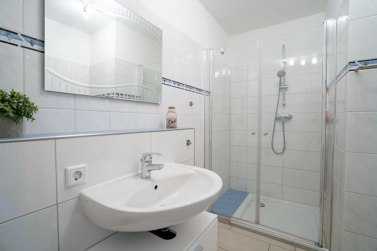 (STR80a) Ferienwohnung "Haus Atlanta" Niendorf - Badezimmer