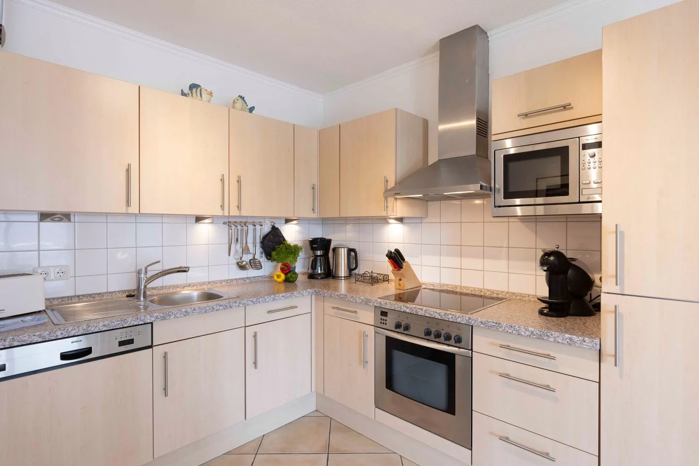 (STR150b) Ferienwohnung "Residenz Johannsens - App. 20" F**** Niendorf - Küche / Küchenzeile