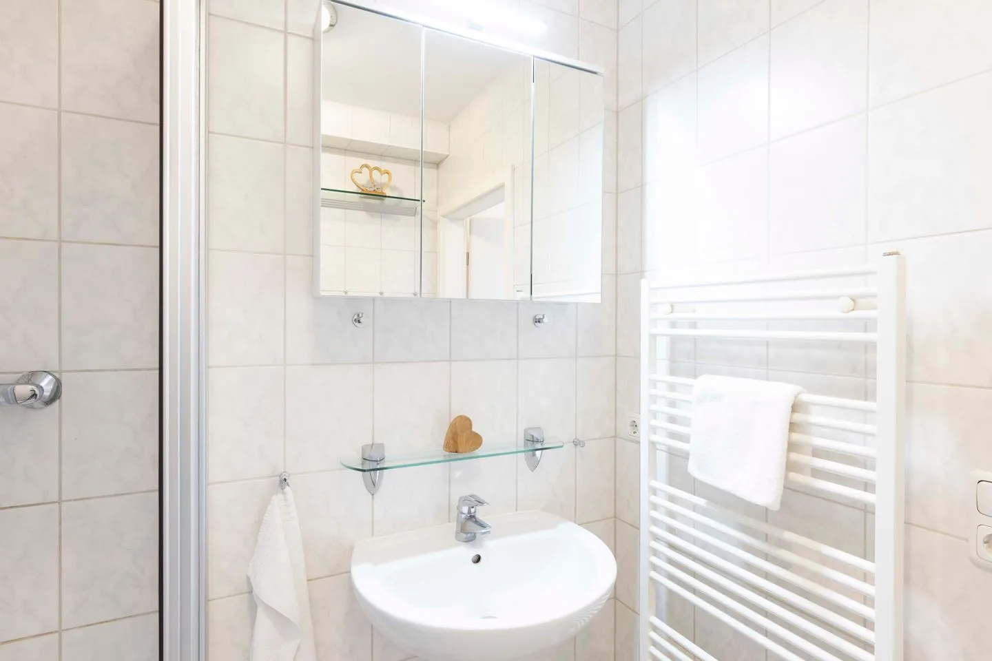 (TRA2c) Ferienwohnung "Baumgartner" Niendorf - Badezimmer