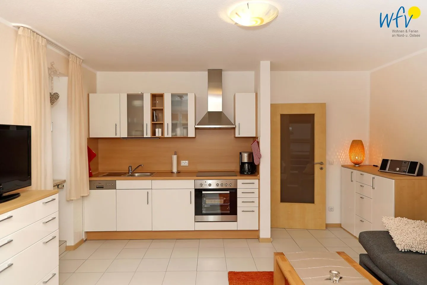 Strandhus Ferienwohnung MeerZeit Borkum - Küche / Küchenzeile