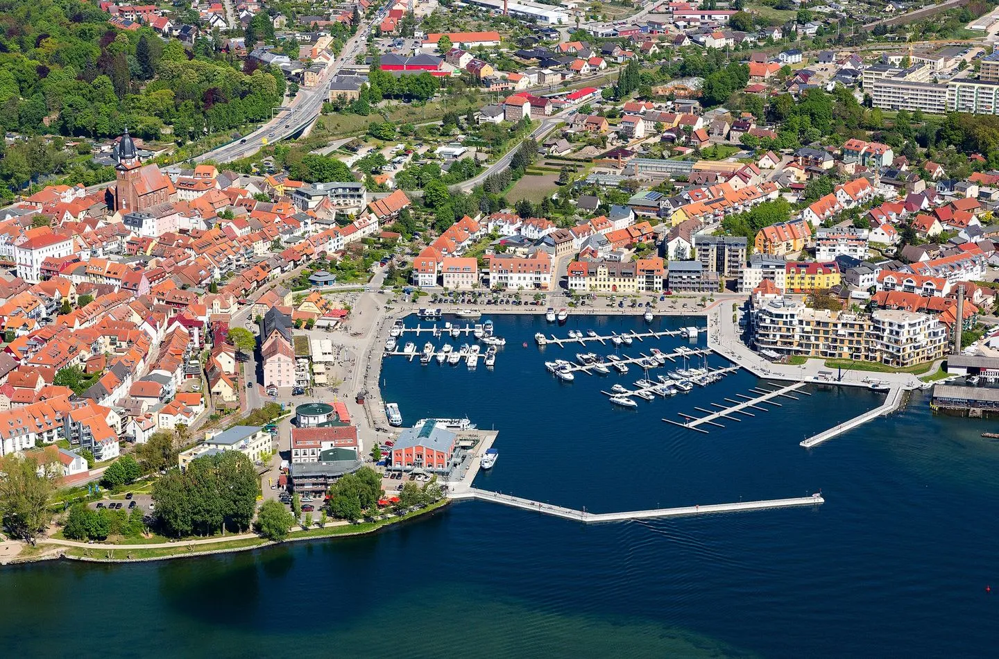 Rapunzel Waren (Müritz) - Ferienwohnung Rapunzel Waren (Müritz) - Hafen