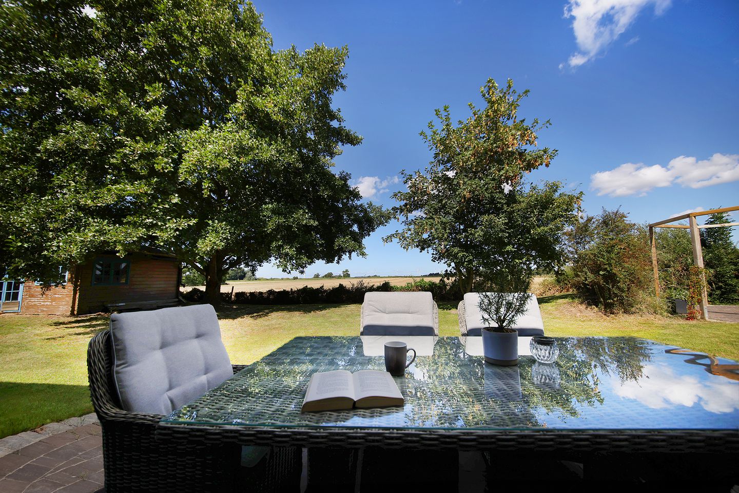 Hus Föfftein Blick in den Garten