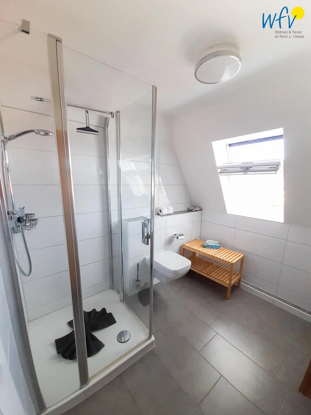 Strandhus Ferienwohnung Panorama Ausblick Borkum - Badezimmer