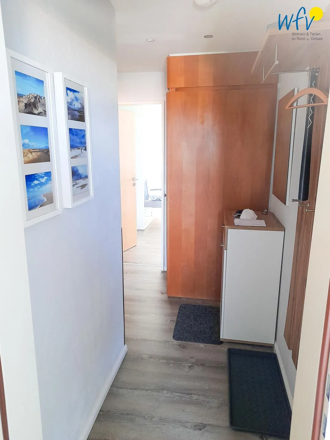 Strandhus Ferienwohnung Panorama Ausblick Borkum - Flur