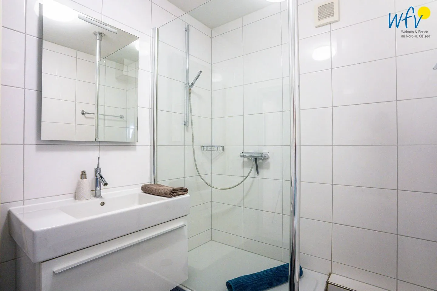 Haus Rasmus Ferienwohnung Kiebitzkoje Langeoog - Badezimmer