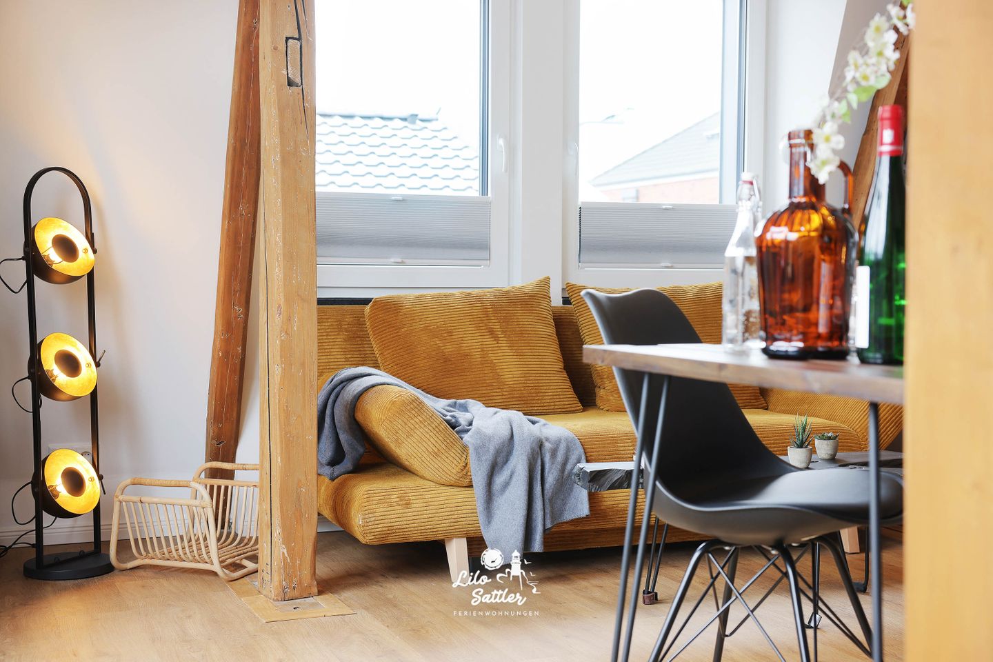 "Deichstuben" Whg. 3, Wohnzimmer, Sofa