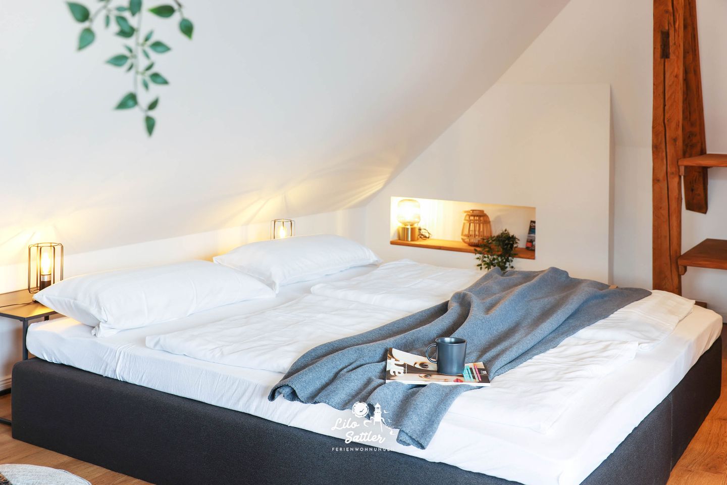 "Deichstuben" Whg. 3, Schlafzimmer, Bett