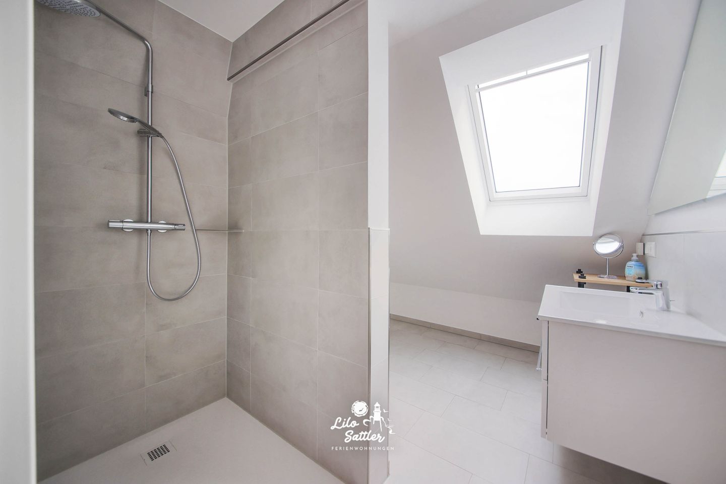 "Deichstuben" Whg. 3, Badezimmer
