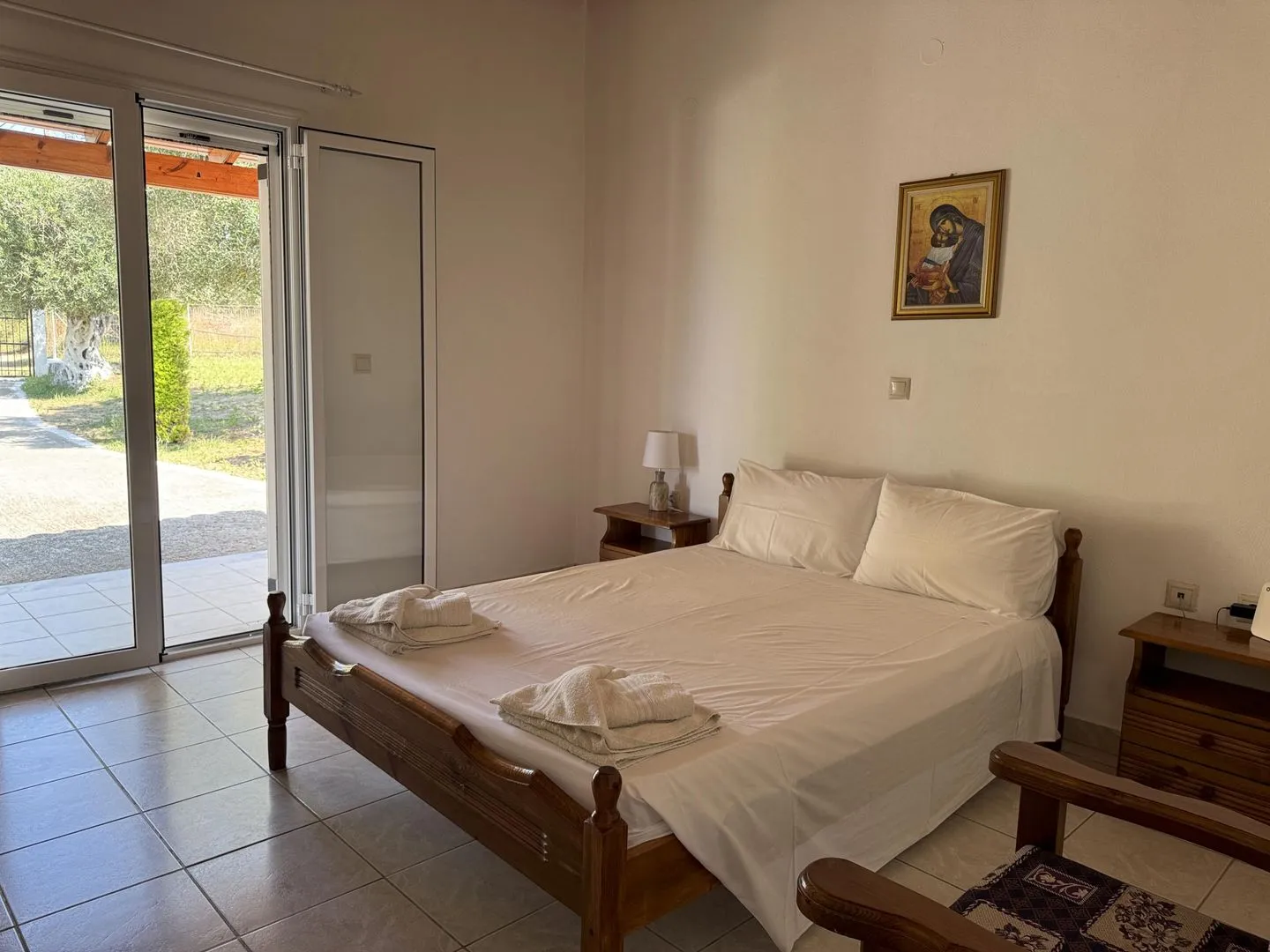 Chrissa Halikounas - Bedroom