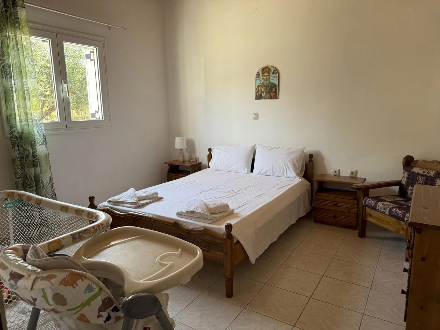 Chrissa Halikounas - Bedroom
