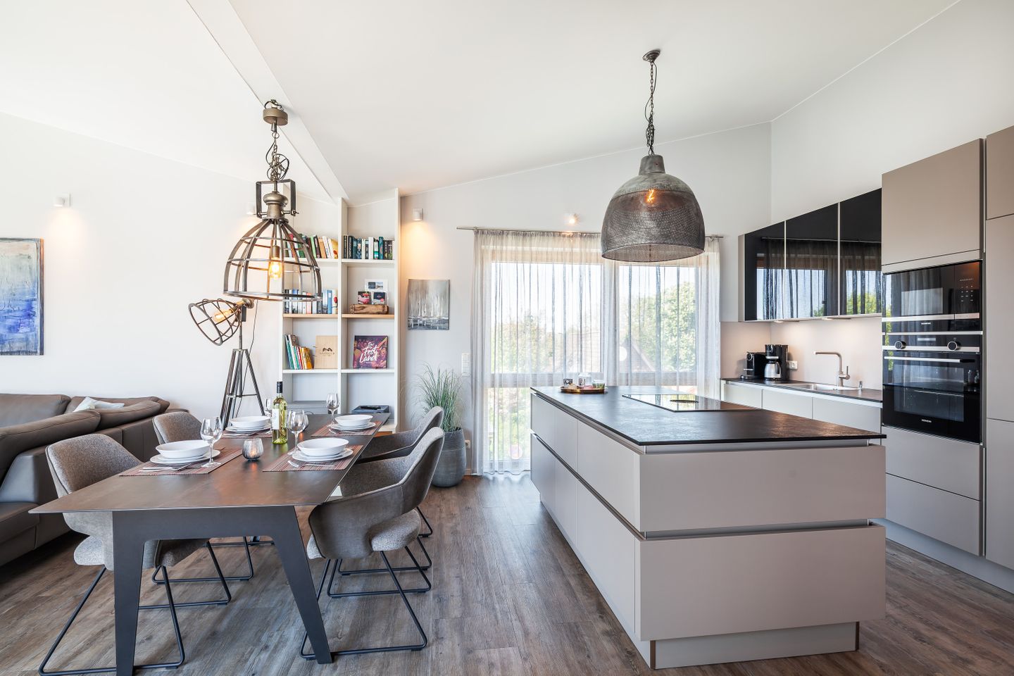 Deichhausener Str. 2, Levante Loft, offene Küche