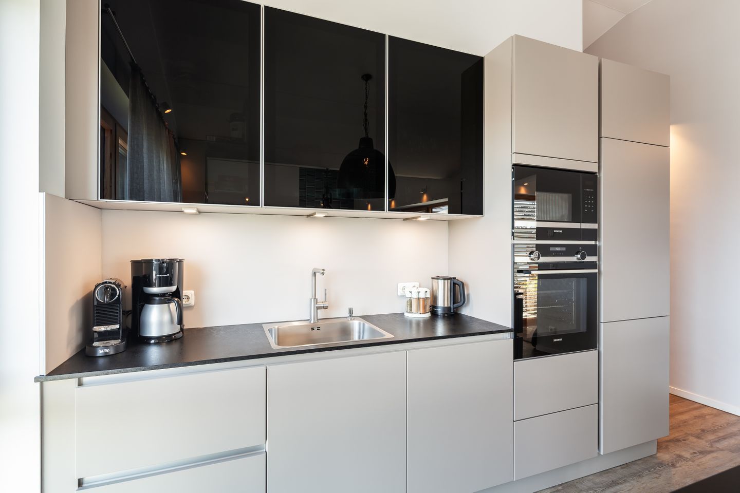 Deichhausener Str. 2, Levante Loft, offene Küche