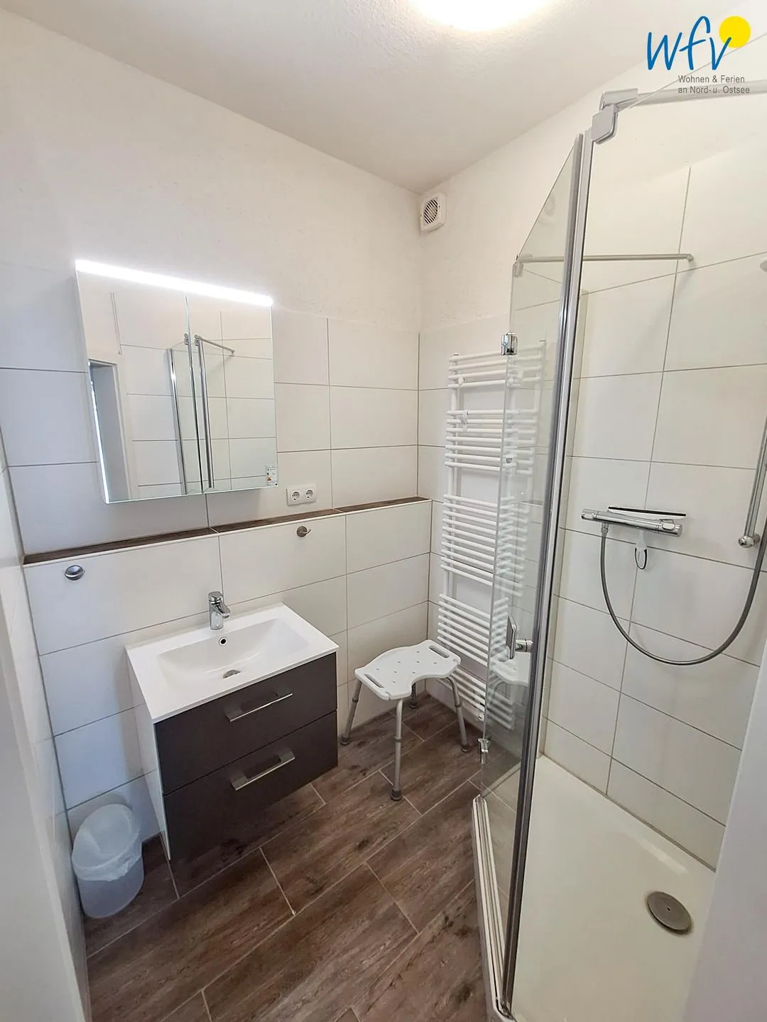 Haus am Westkaap Ferienwohnung 2 Borkum - Badezimmer