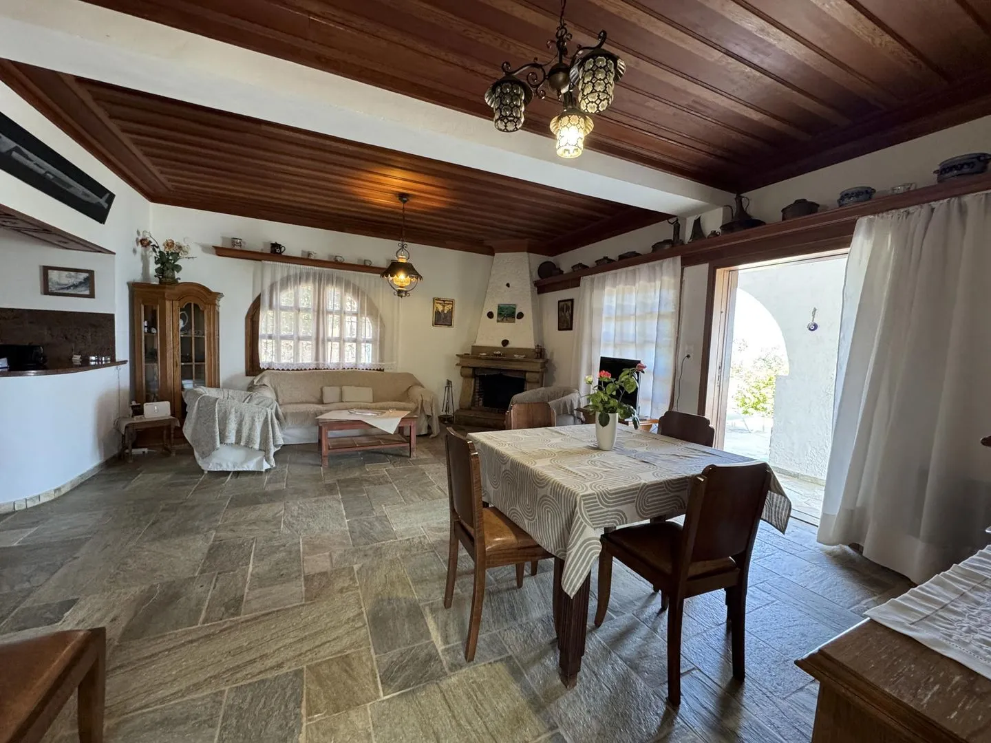 Blue Fox 1 Chrani - Wohnzimmer