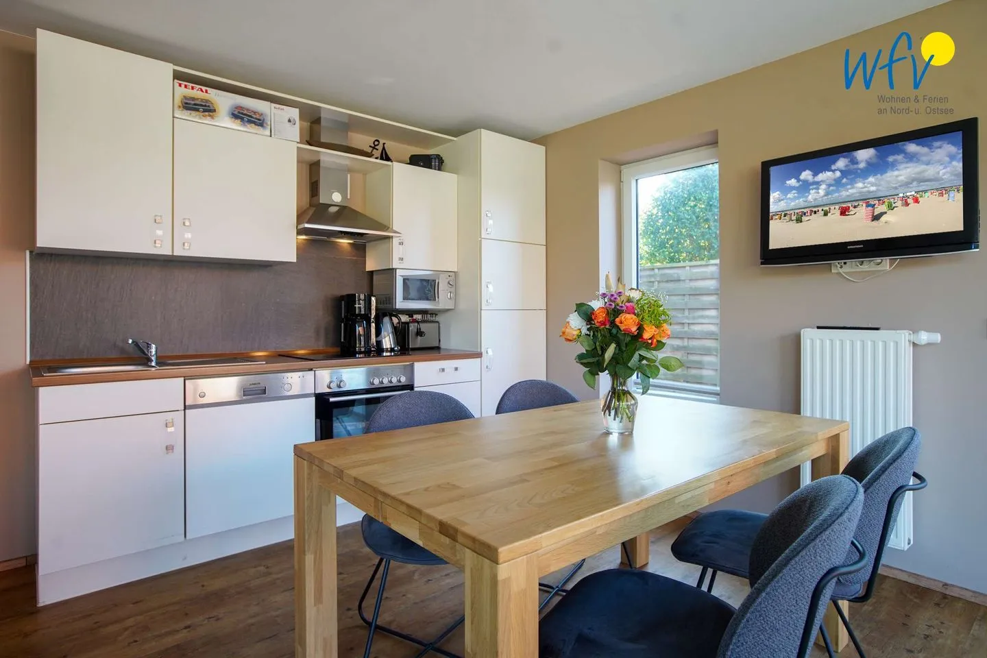 Haus Gartenstraße Ferienwohnung Nemo Borkum - Küche / Küchenzeile