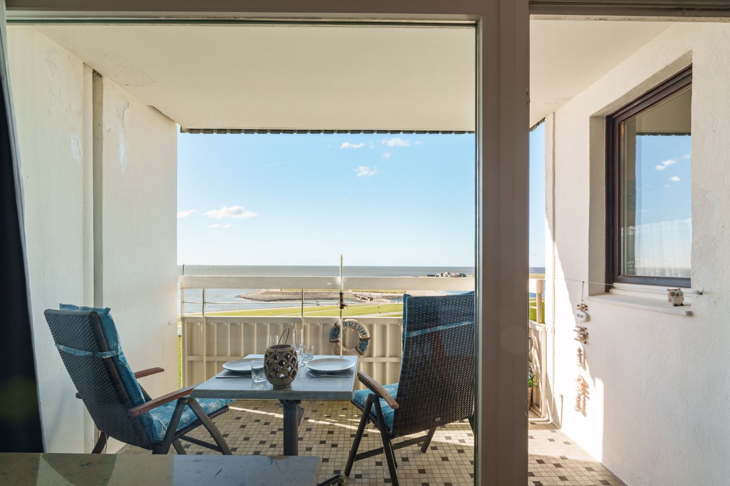 Hochhaus Whg. 57 / 5. OG, Balkon, Meerblick