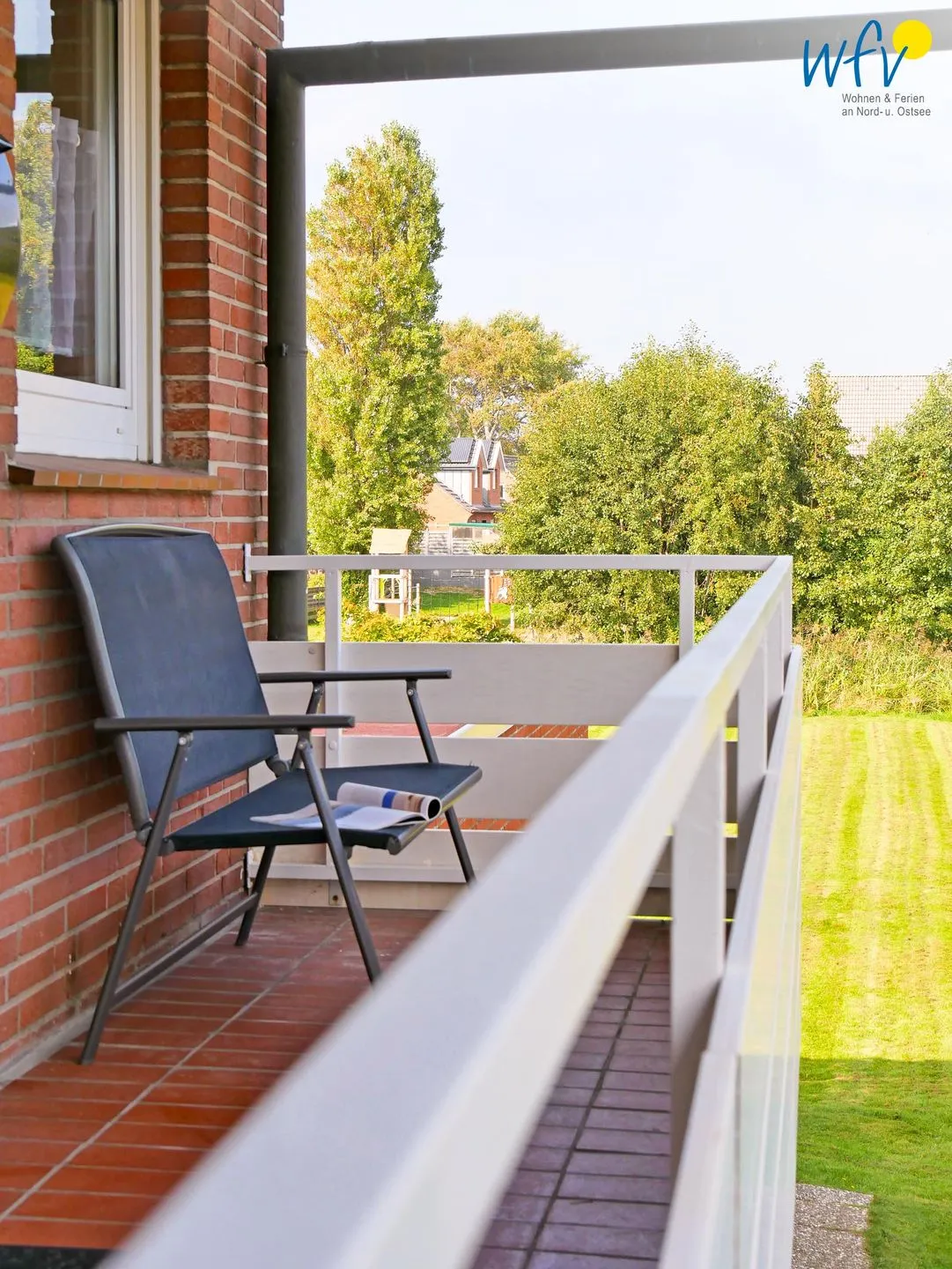 Ferienhaus Greune-Stee 87 Ferienwohnung Uttiet bi de Düün Borkum - Laubengang Sitzbank