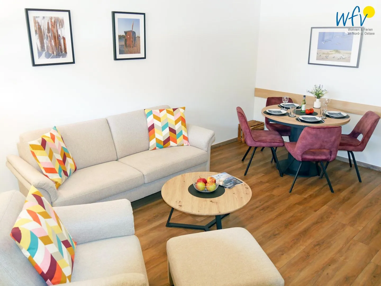 Ferienhaus Greune-Stee 87 Ferienwohnung Uttiet bi de Düün Borkum - Wohnzimmer und Essecke