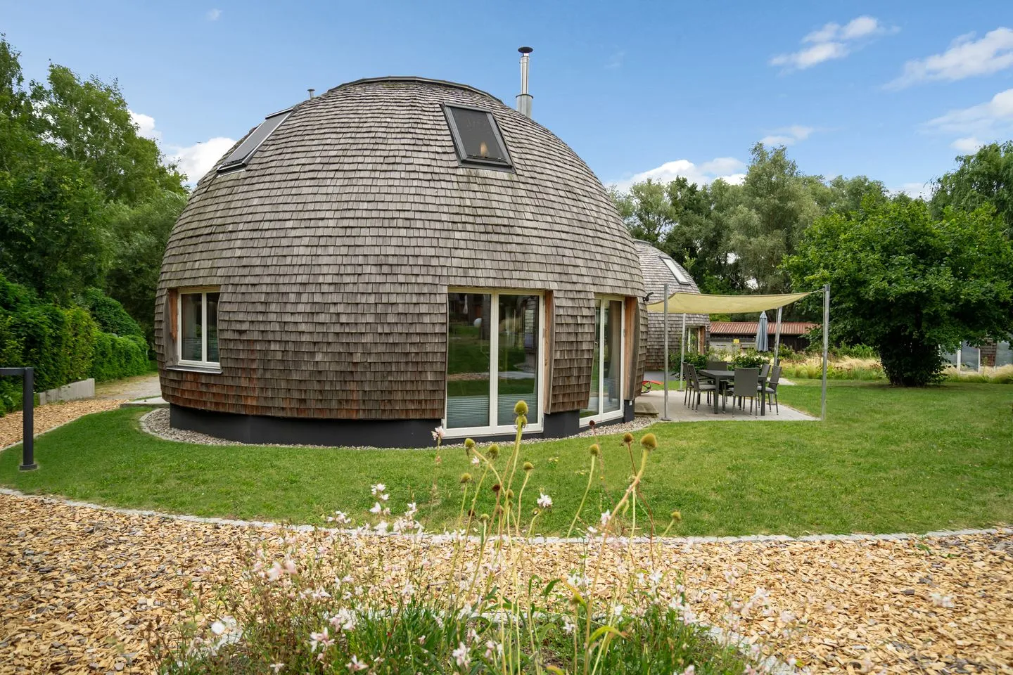 Kugelhaus Eos Tollensesee – Penzlin/Wustrow - Ferienhaus Eos - Kugelhaus am Tollensesee - Kugelhaus im Grünen