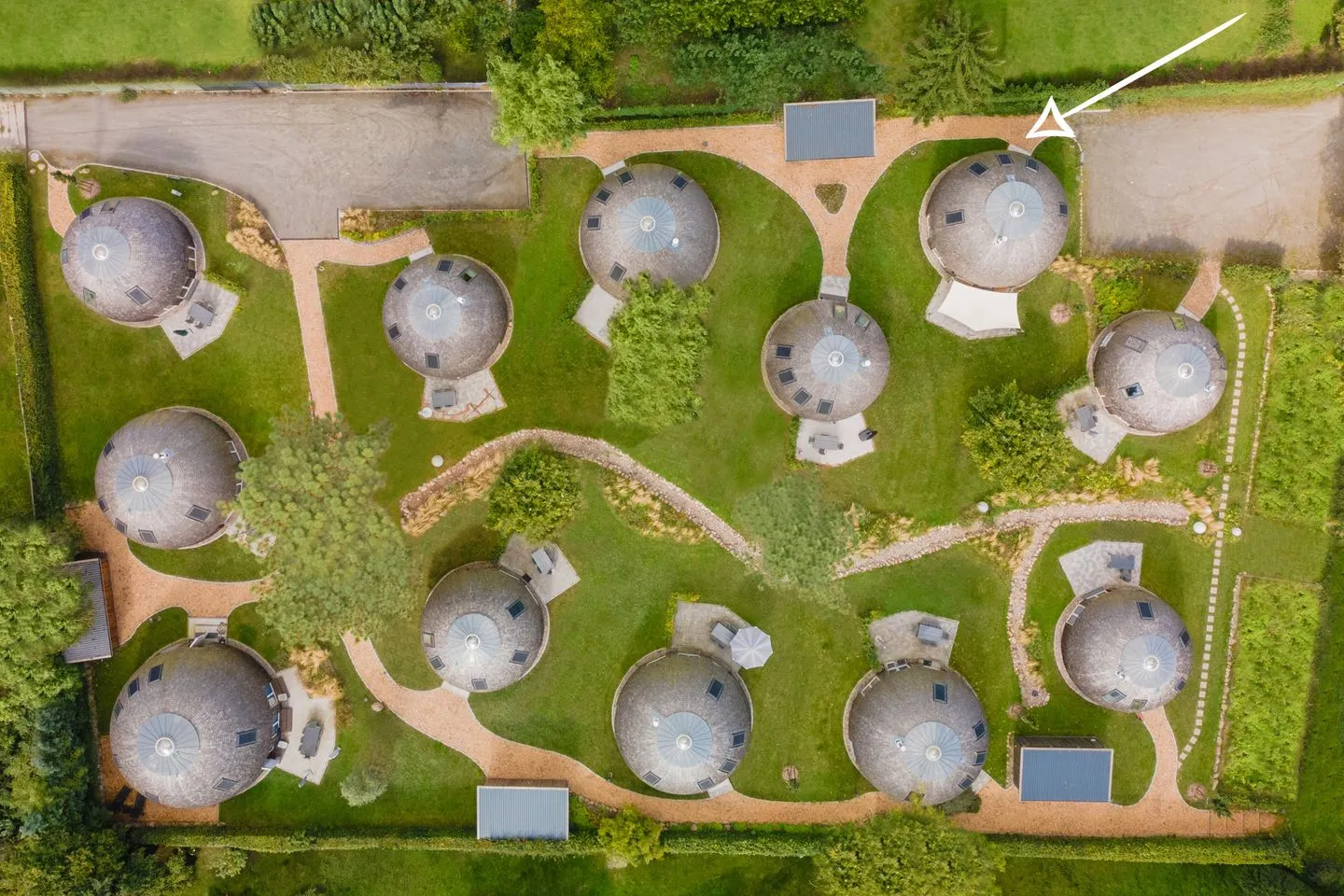 Kugelhaus Eos Tollensesee – Penzlin/Wustrow - Ferienhaus Eos - Kugelhaus am Tollensesee - Gelände aus der Vogelperspektive