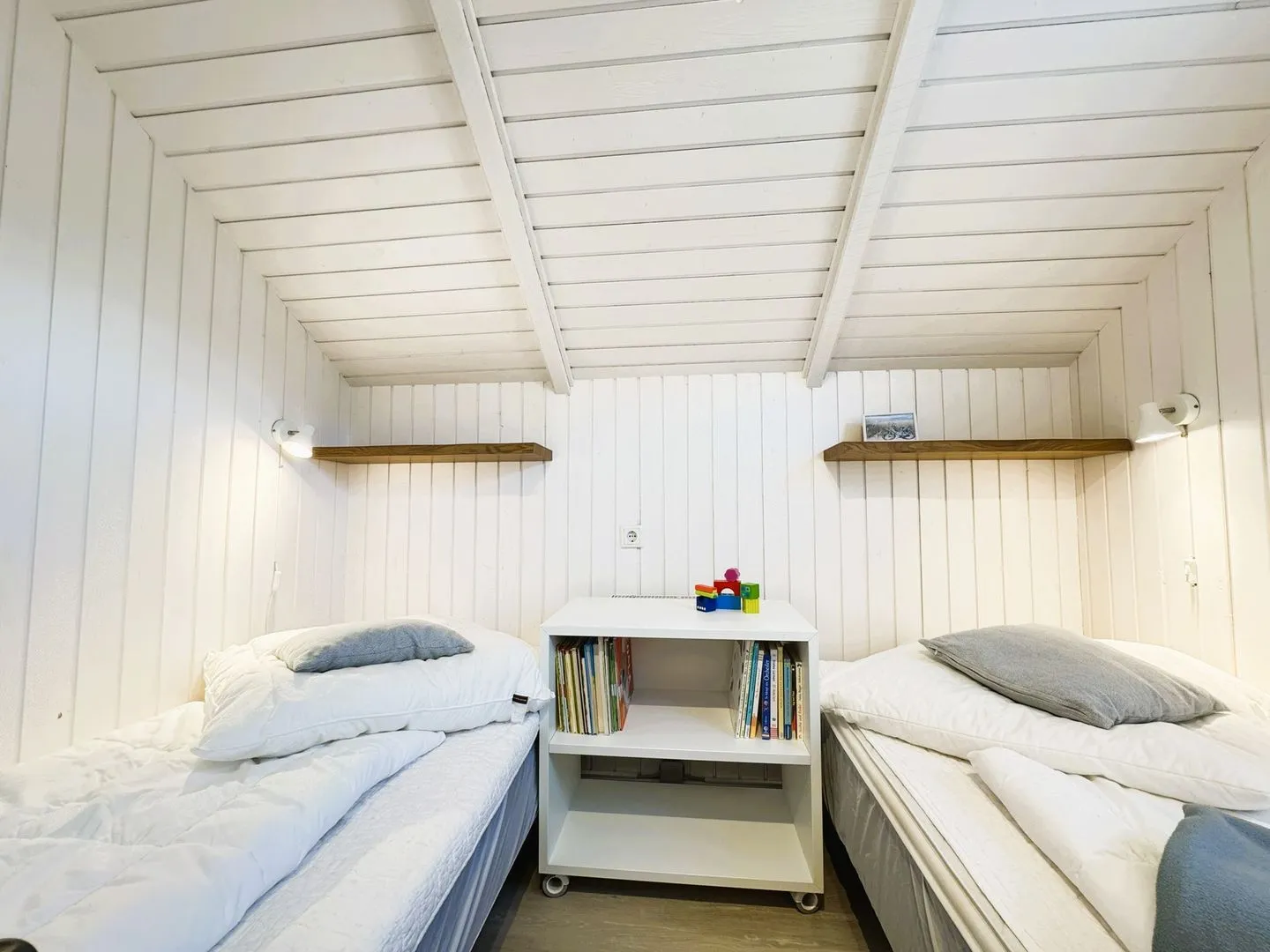 Lille Hus Flensburger Förde - Schlafzimmer mit 2 Einzelbetten (90 x 200 cm)