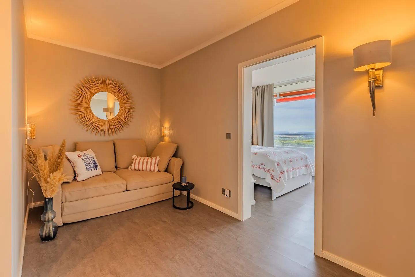 Best View - strandnahe Ferienwohnung mit atemberaubenden Blick von Lübeck bis zur Ostsee Timmendorfer Strand - Schlafzimmer