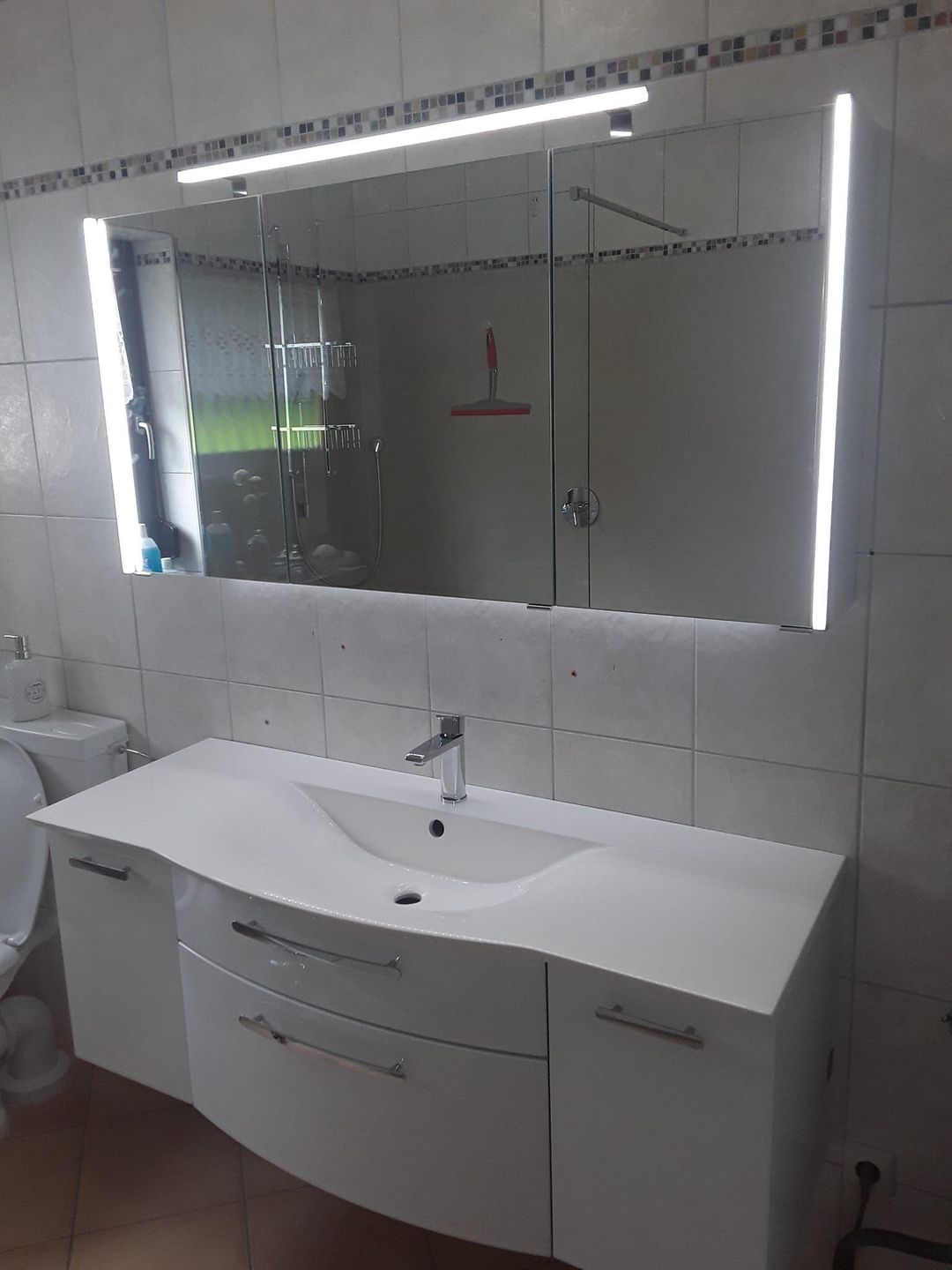 Badezimmer mit Tageslicht