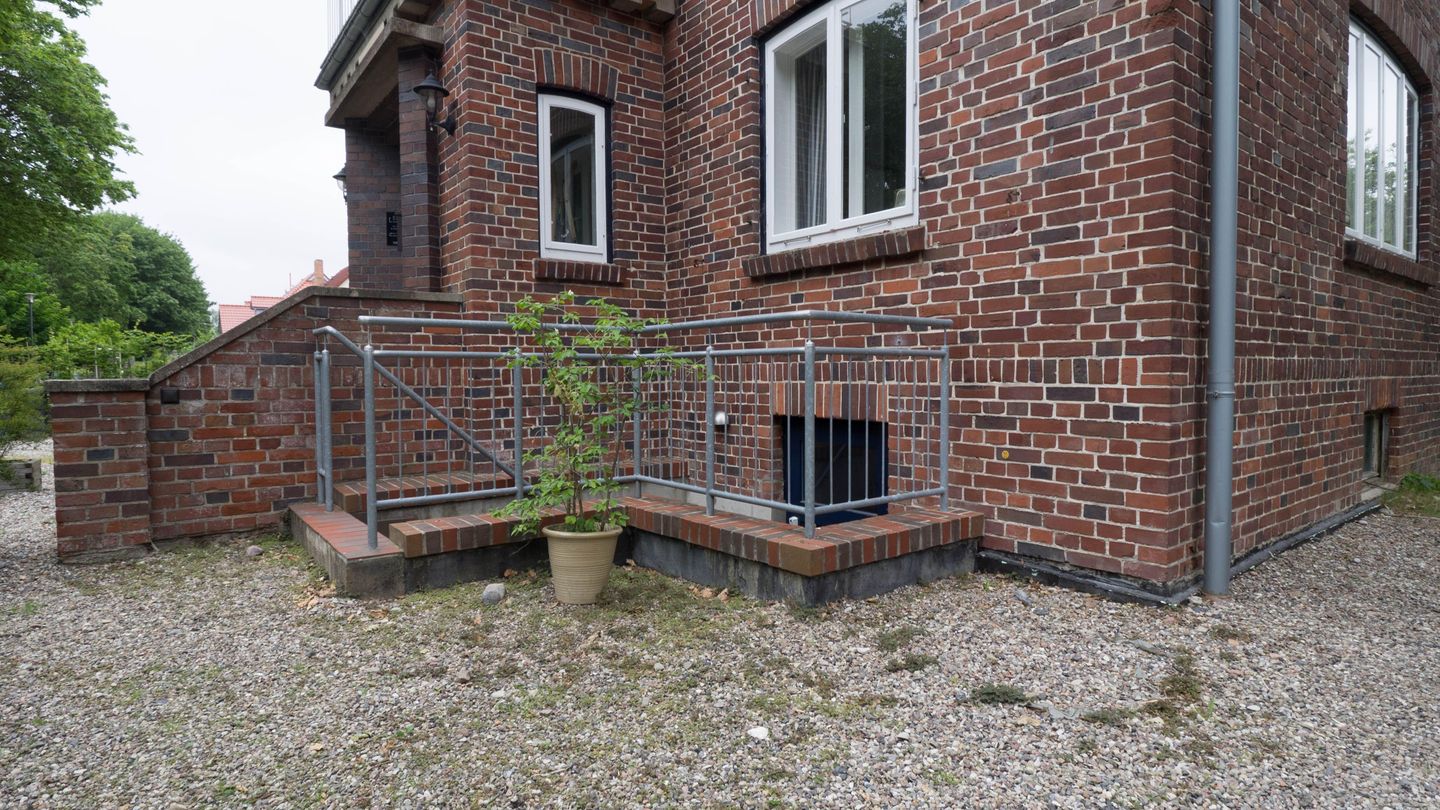 Zugang zum Keller