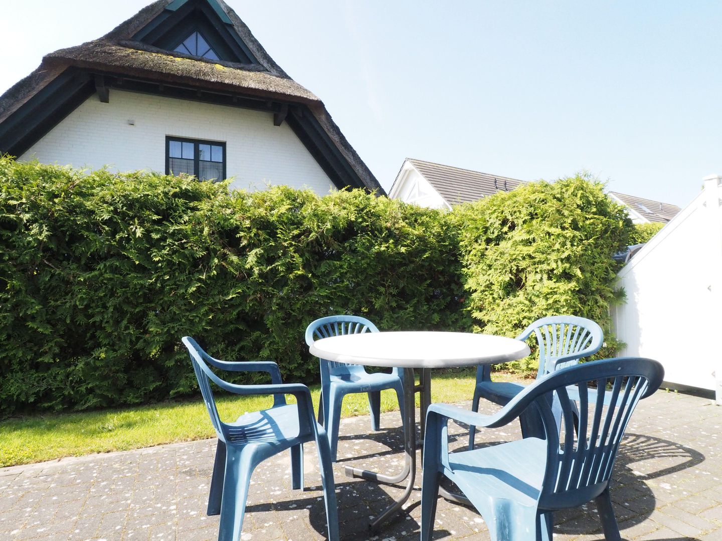 Gartenmöbel auf der Terrasse