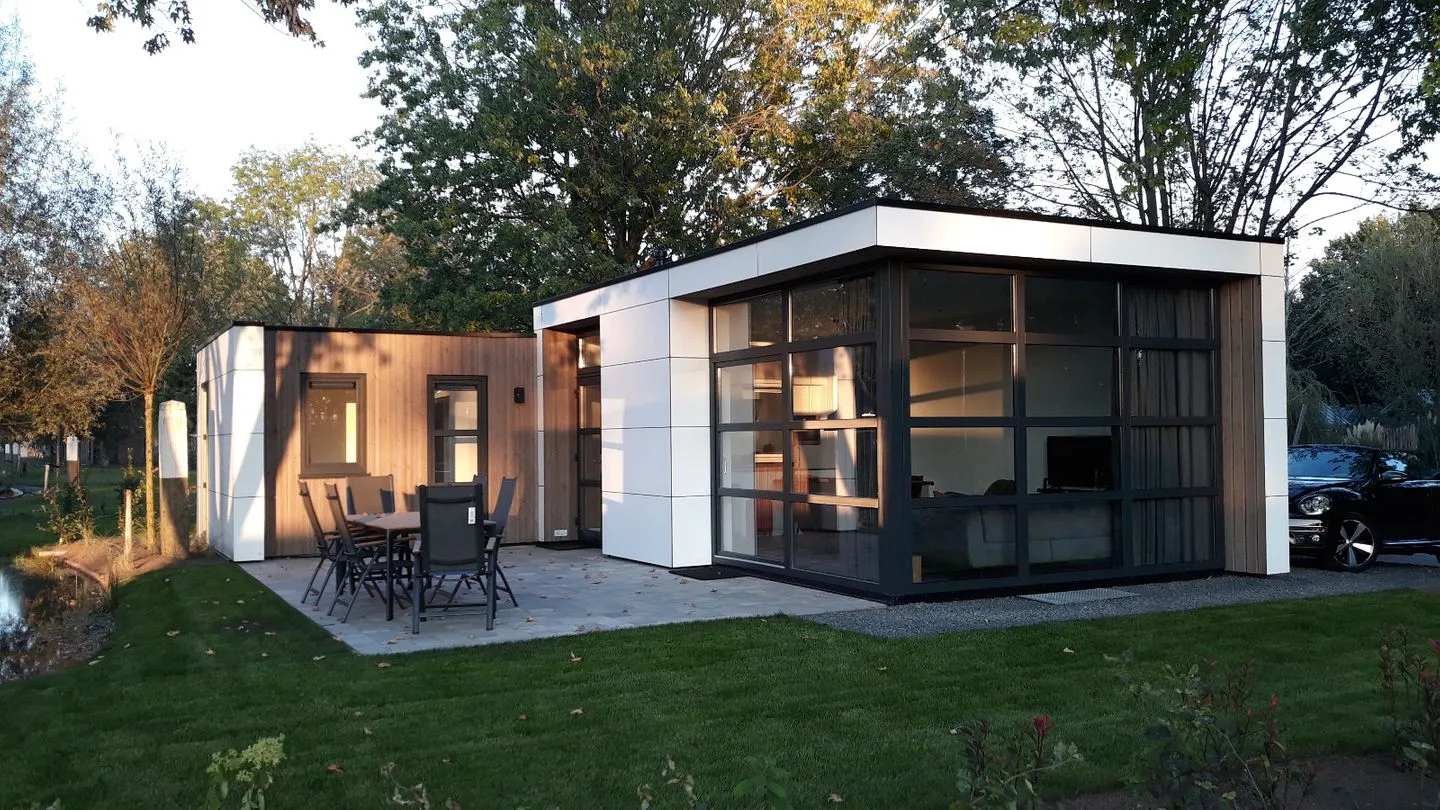  Bad Hoophuizen Chalet am Wasser für 6 Personen Nr. Zuiderzee 21