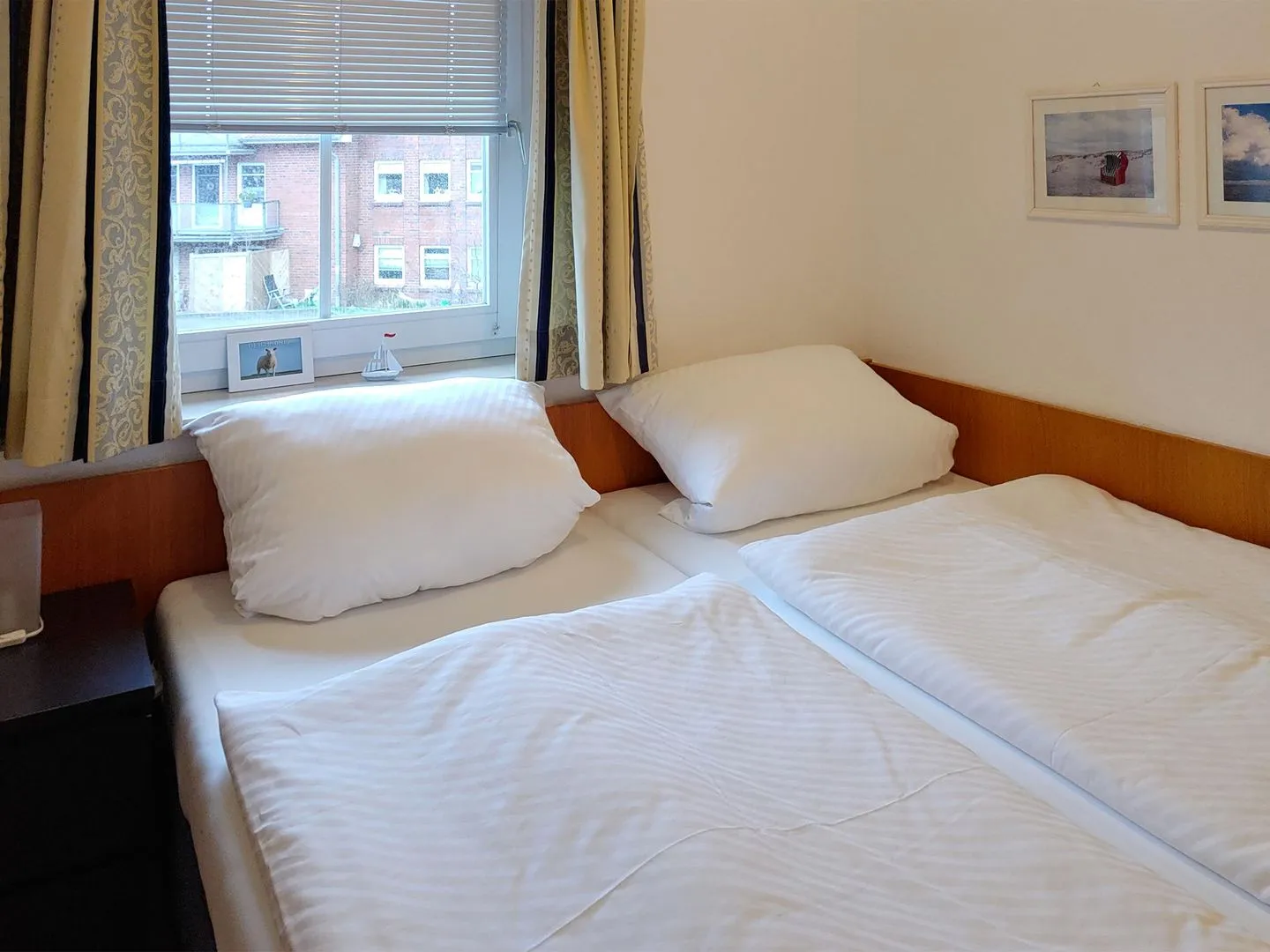 Haus *Südspitze 17* Ferienwohnung *Inselnest am Meer* Wittdün auf Amrum - Schlafzimmer in der Ferienwohnung Inselnest am Meer in Wittdün auf Amrum