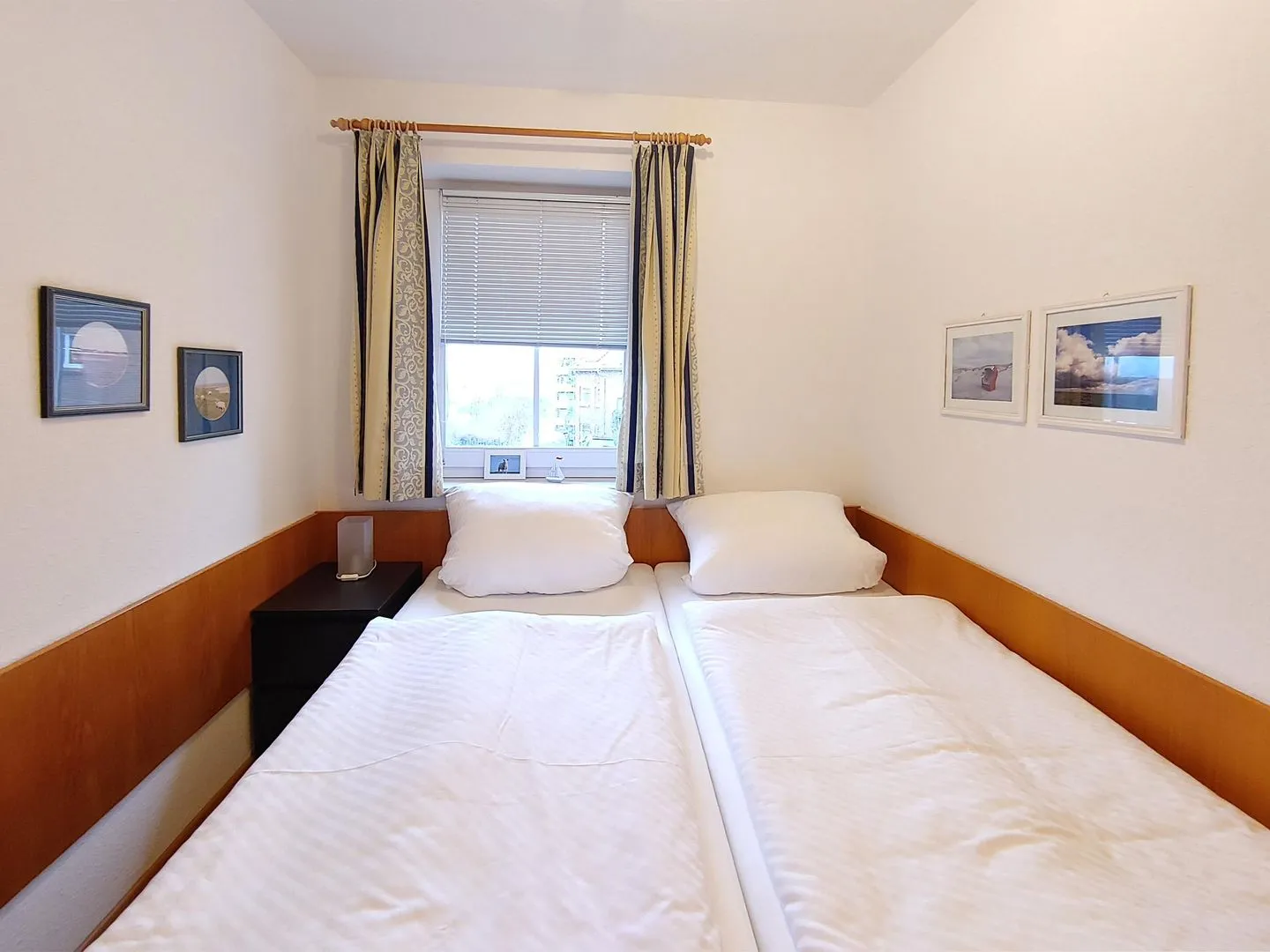 Haus *Südspitze 17* Ferienwohnung *Inselnest am Meer* Wittdün auf Amrum - Schlafzimmer in der Ferienwohnung Inselnest am Meer in Wittdün auf Amrum