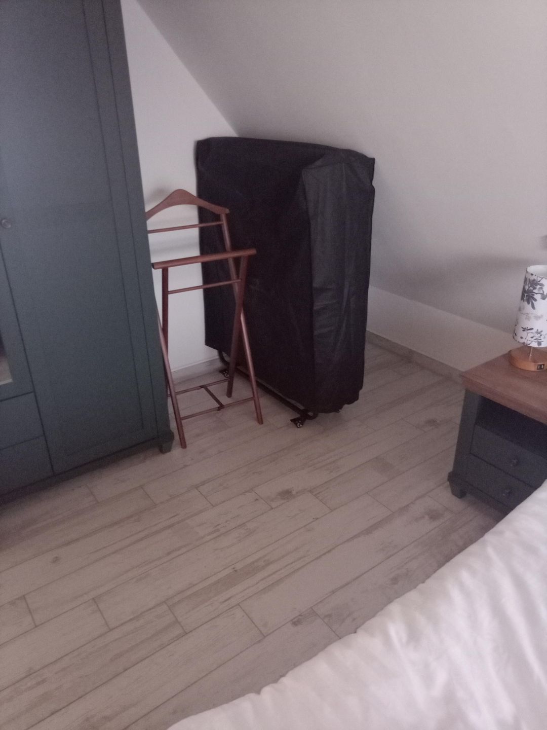 Einzelbett ausklappbar