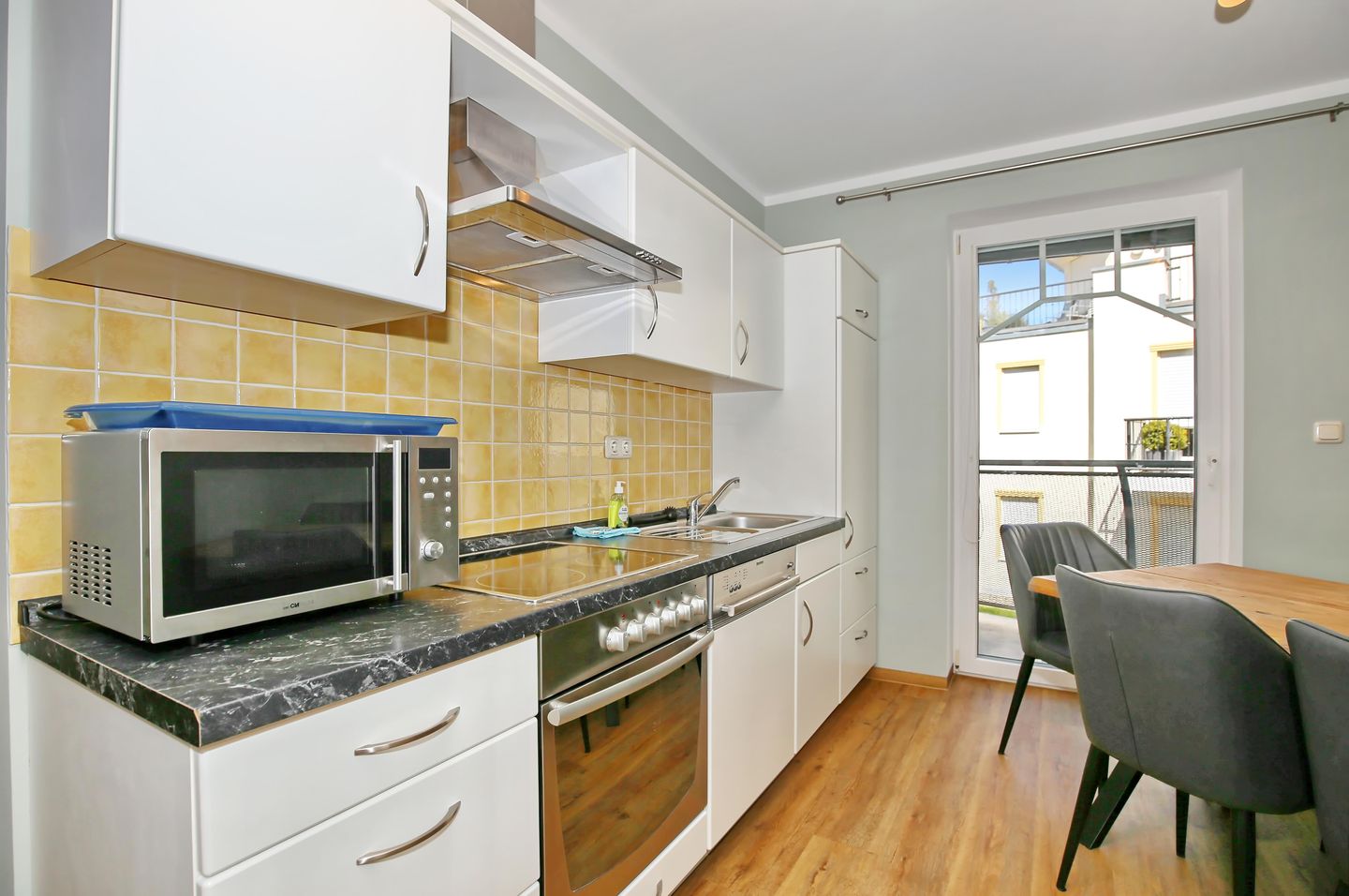 Küche / Küchenzeile