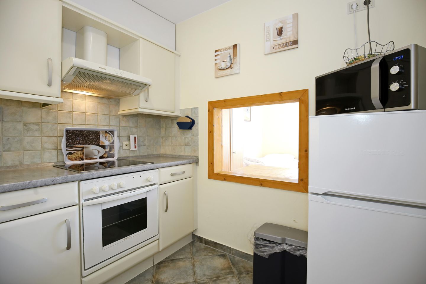 Küche / Küchenzeile