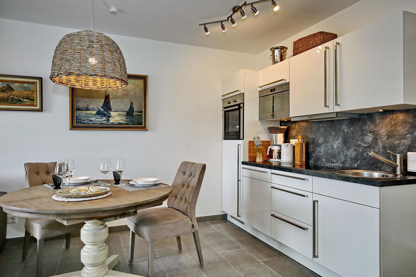 Küche / Küchenzeile