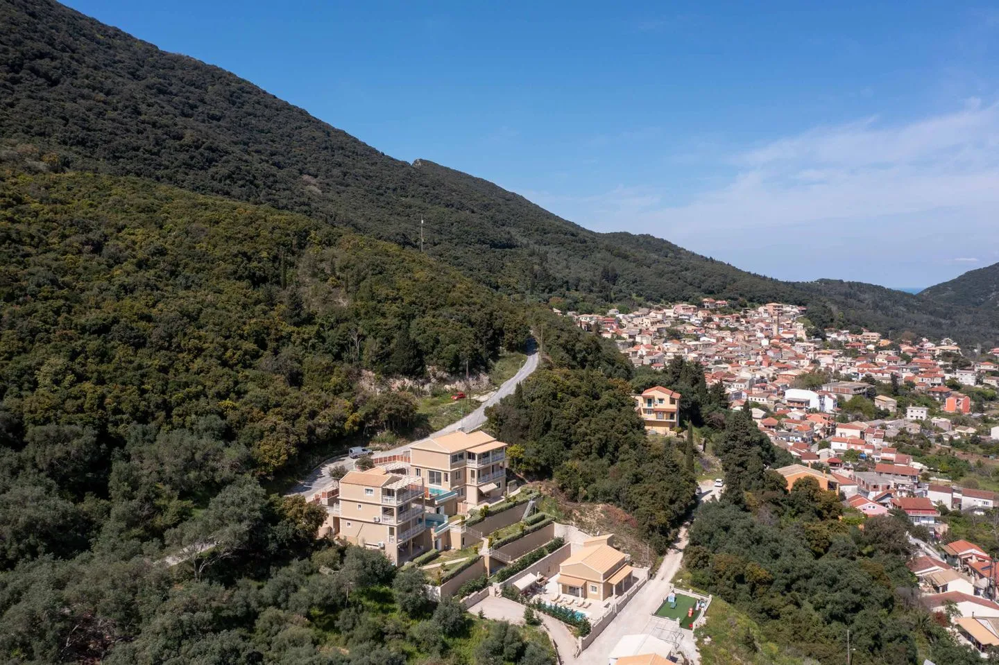  Monastiri Aghios Mattaios - Neighbourhood