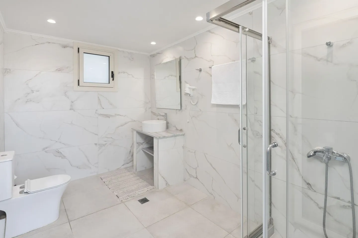  Villa Korfiatissa Aghios Mattaios - Badezimmer