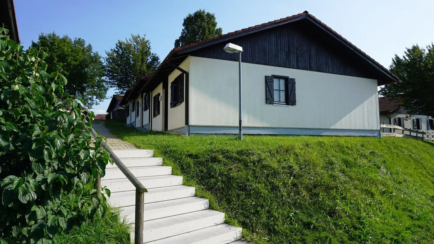 Feriendorf Hochbergle Haus 1 Lechbruck am See - Fassade / Eingang