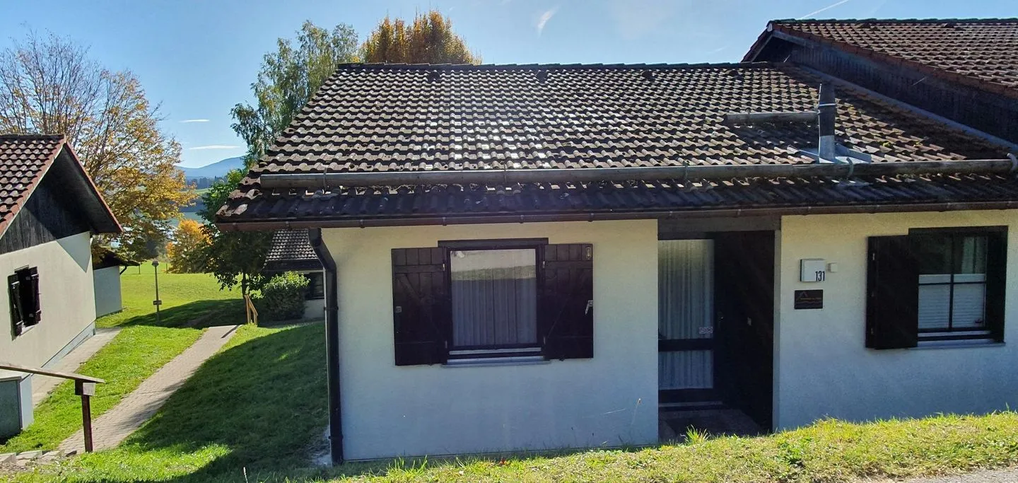 Feriendorf Hochbergle Haus 131 Lechbruck am See - Fassade / Eingang