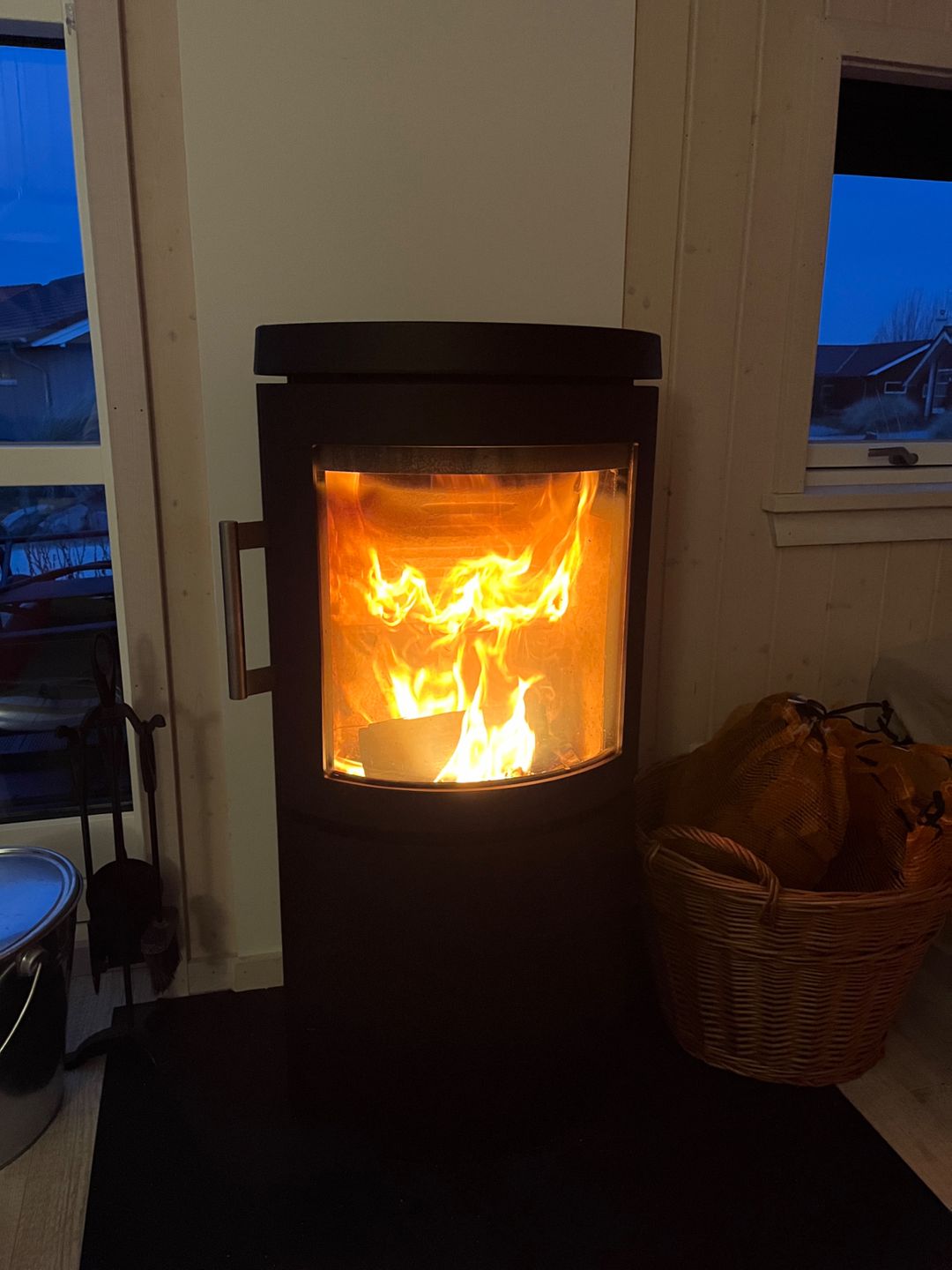 Kamin-/Ofen